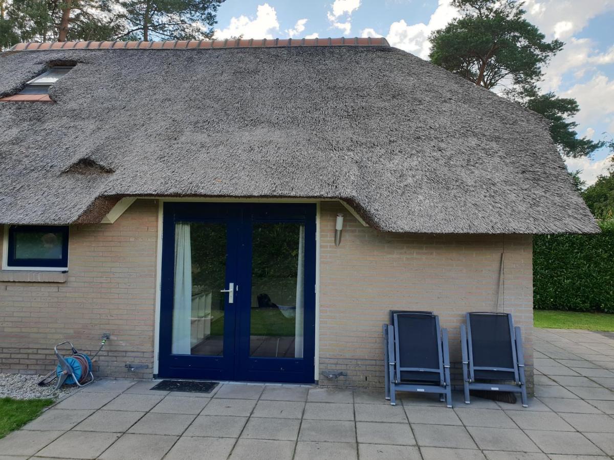 Vakantiebungalow Otterlo Exterior photo
